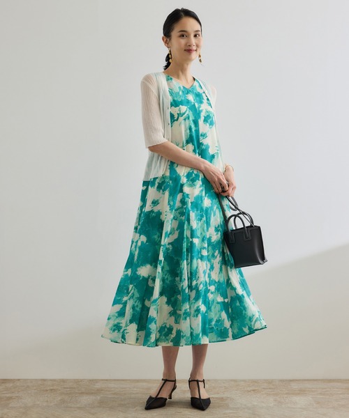 ROPE'（ロペ）の「【DEVEAUX（デヴォー）】Aラインフレアワンピース/洗える（ワンピース・レディース・ブラック/グリーン・36/38）」の11枚目の写真