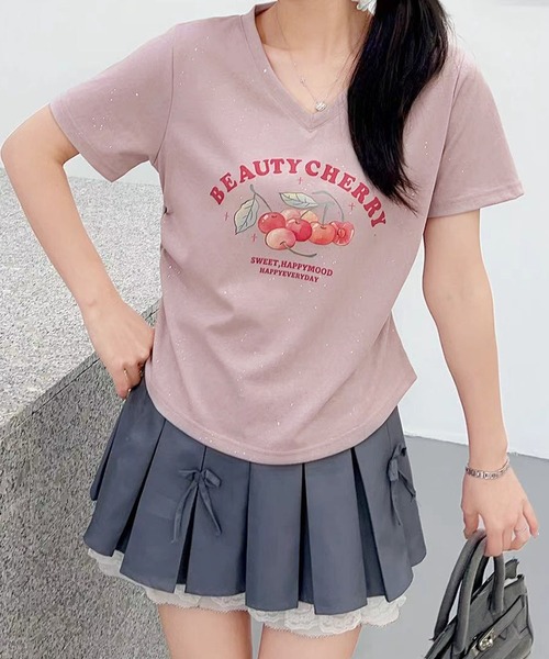 aimoha(アイモハ)の「VネックチェリーTシャツ(Tシャツ/カットソー・レディース・グレー/ブルー/ホワイト/ライトグリーン/パープル・FREE)」の5枚目の写真