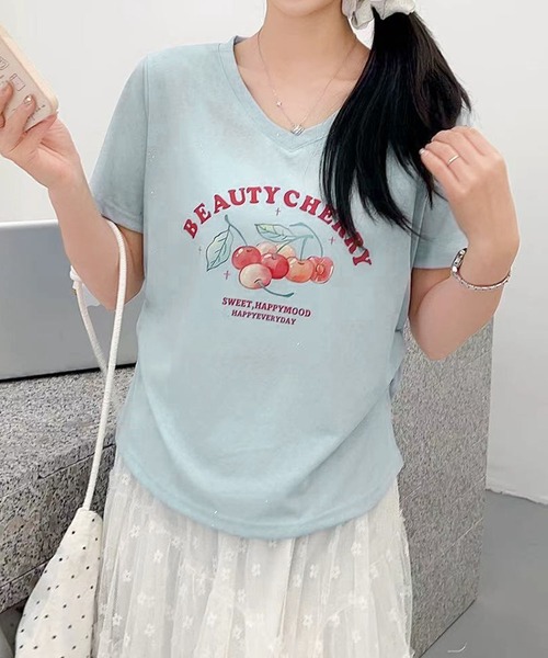 aimoha(アイモハ)の「VネックチェリーTシャツ(Tシャツ/カットソー・レディース・グレー/ブルー/ホワイト/ライトグリーン/パープル・FREE)」の16枚目の写真