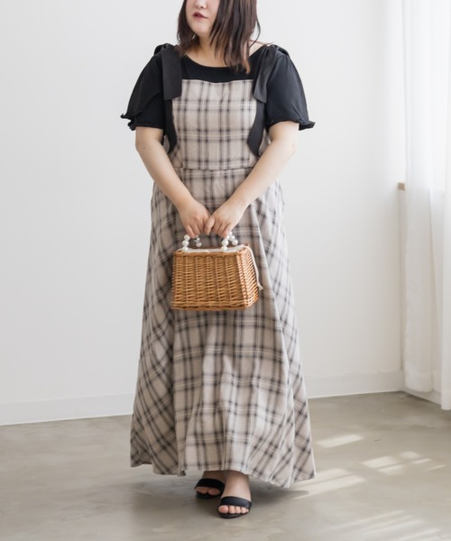 CLETTE(クレット)の「ショルダーリボン2WAYチェック柄ワンピース(ワンピース・レディース・サンドグレー/オフホワイト・LL/3L/4L)」の10枚目の写真