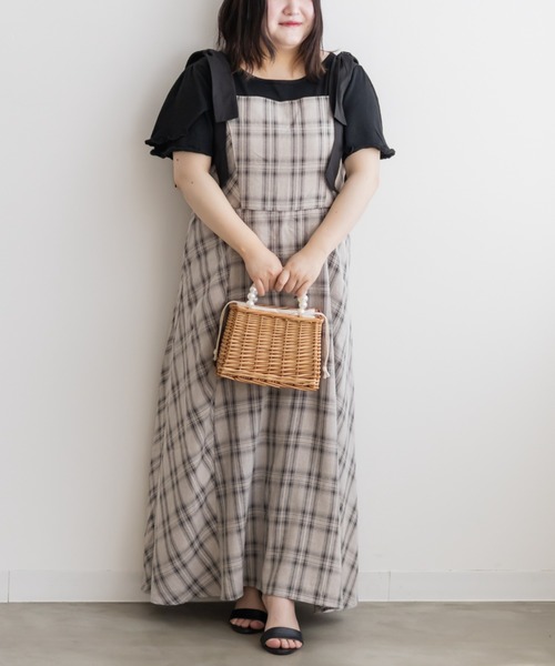 CLETTE(クレット)の「ショルダーリボン2WAYチェック柄ワンピース(ワンピース・レディース・サンドグレー/オフホワイト・LL/3L/4L)」の11枚目の写真