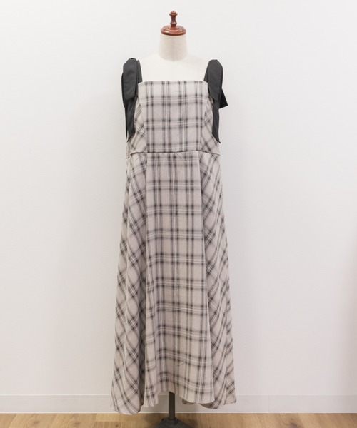 CLETTE(クレット)の「ショルダーリボン2WAYチェック柄ワンピース(ワンピース・レディース・サンドグレー/オフホワイト・LL/3L/4L)」の13枚目の写真
