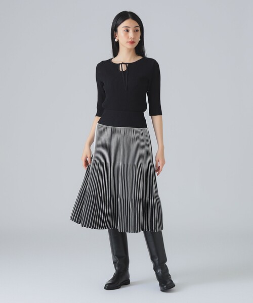 EFFE BEAMS(エッフェビームス)の「タックリブ フレアスカート(スカート・レディース・ブルー/その他・ONE SIZE)」の18枚目の写真