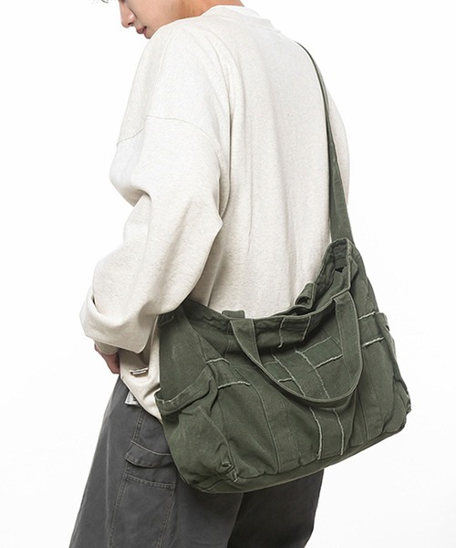 DIESEL メッセンジャーバッグ Y2K A4収納可能 2way ショルダー付 DIESEL メッセンジャーバッグ Y2K A4収納可能 2way ショルダー付