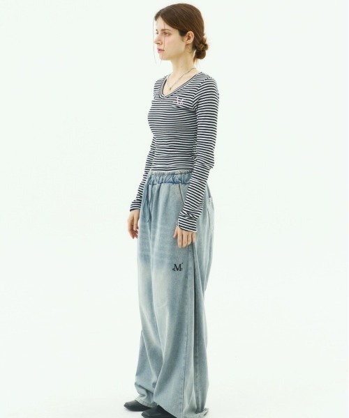 MUCENT（ムセント）の「◇MUCENT◇ブランド直輸入正規品/Vネック ストライプ ロンT　MMA V-NECK STRIPE LONG SLEEVE T（Tシャツ/カットソー・レディース・ホワイト×ブラック/ブラック・FREE）」の8枚目の写真