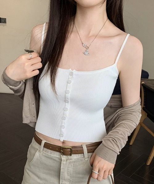 gossip！ロサンゼルス（ゴシップロサンゼルス）の「細ストラップ リブニットキャミソール（キャミソール・レディース・ピンク/ブラック/ホワイト/ベージュ・FREE）」の2枚目の写真