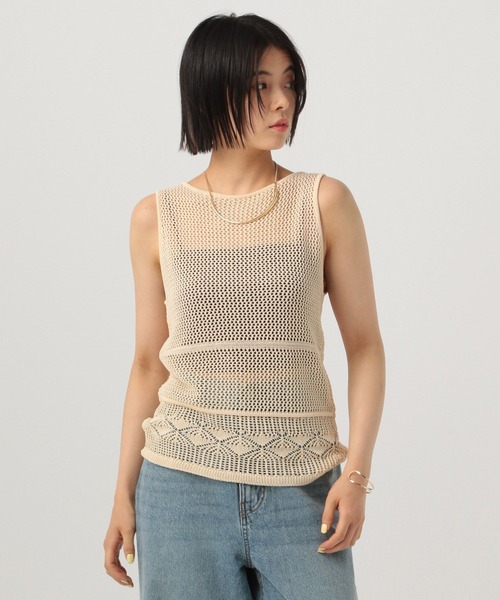 BAYFLOW（ベイフロー）の「透かし柄ニットベスト（ベスト・レディース・キャメル/アイボリー/ブラック・FREE）」の2枚目の写真