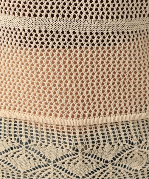 BAYFLOW（ベイフロー）の「透かし柄ニットベスト（ベスト・レディース・キャメル/アイボリー/ブラック・FREE）」の5枚目の写真