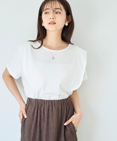 mil（ミル）の「ラッフルショルダーTシャツ 【587138】（Tシャツ/カットソー・レディース・ブラウン/オフホワイト/チャコールグレー・ONESIZE）」の2枚目の写真