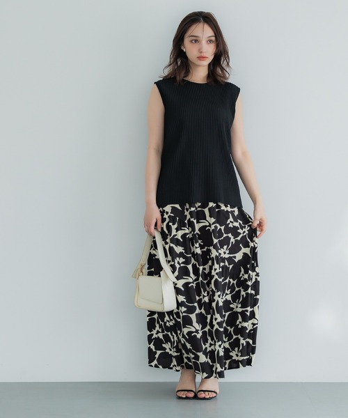 coca(coca)(コカ)の「スラブレーヨン花柄ギャザースカート(スカート・レディース・B/A・S/L/M)」の3枚目の写真