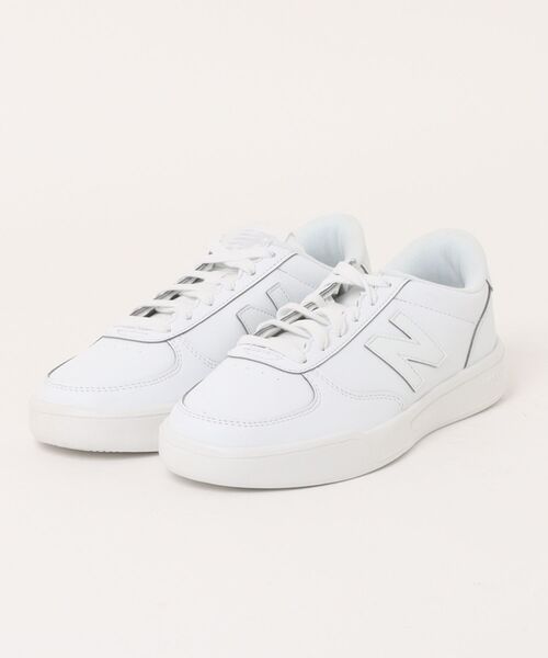 NEW BALANCE(ニューバランス)の「《New Balance》CT30(スニーカー・メンズ・ブラック/ホワイト×ホワイト/ホワイト・27.0cm/26.5cm/26.0cm/25.5cm/25.0cm/24.5cm/24.0cm/23.5cm/23.0cm/28.0cm/27.5cm/22.5cm)」の3枚目の写真