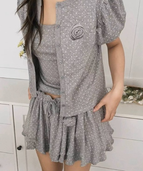 ※掲載2/9まで【即購入の方はお値下げ対応可能】定価35200円・新品　ECRU お値下げしました??即購入?? Off-white × Nike wMNS Air Jordan