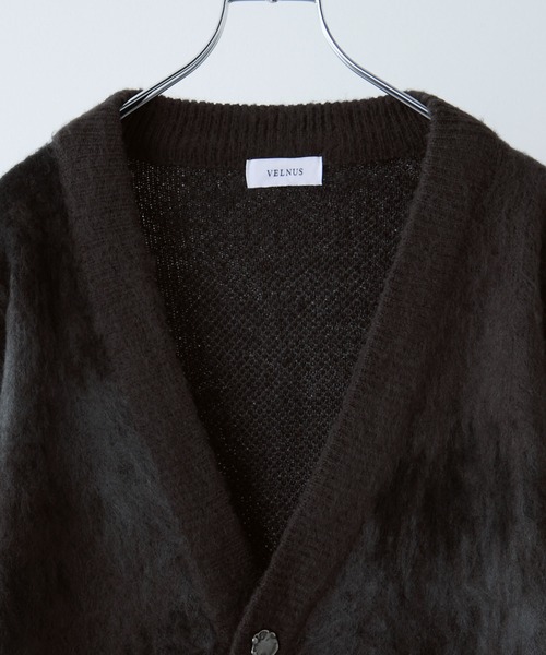 VELNUS(ベルナス)の「【VELNUS】Abstract Loose Shaggy Design Cardigan/アブストラクトルーズシャギーデザインカーディガン(カーディガン/ボレロ・メンズ・チャコールグレー/レッド/ブルー・L/M/S)」の4枚目の写真