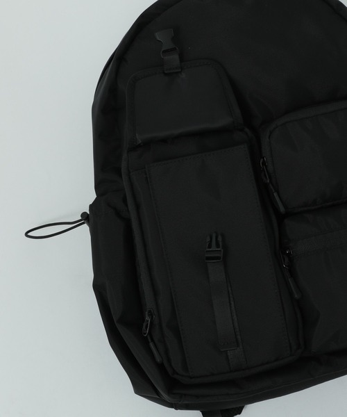 BAYFLOW（ベイフロー）の「【BUDDIES Dept.】マルチポケットバックパック（バックパック/リュック・メンズ・ブラック系その他/ブラック・FREE）」の11枚目の写真