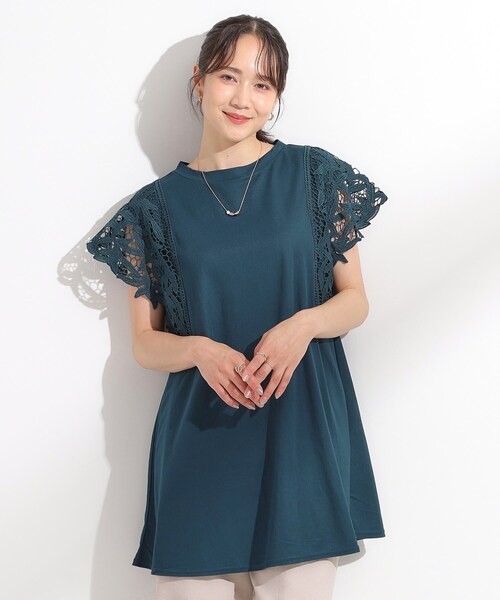 SHOO・LA・RUE(シューラルー)の「【S-LL】上品華やか お袖レースチュニックトップス(チュニック・レディース・チャコールグレー/ブラック/モスグリーン・04/03/02/01)」の9枚目の写真