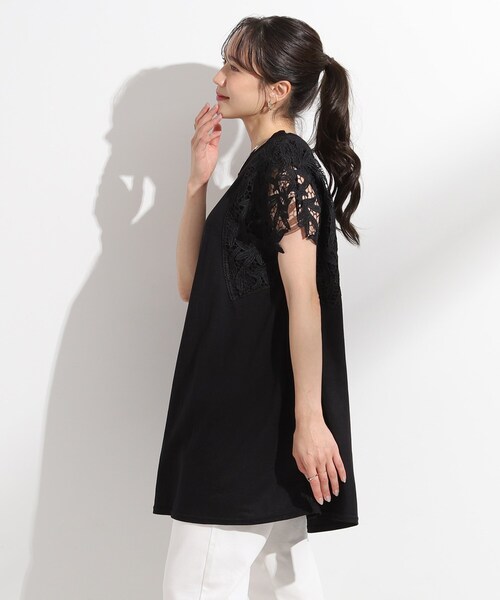 SHOO・LA・RUE(シューラルー)の「【S-LL】上品華やか お袖レースチュニックトップス(チュニック・レディース・チャコールグレー/ブラック/モスグリーン・04/03/02/01)」の14枚目の写真