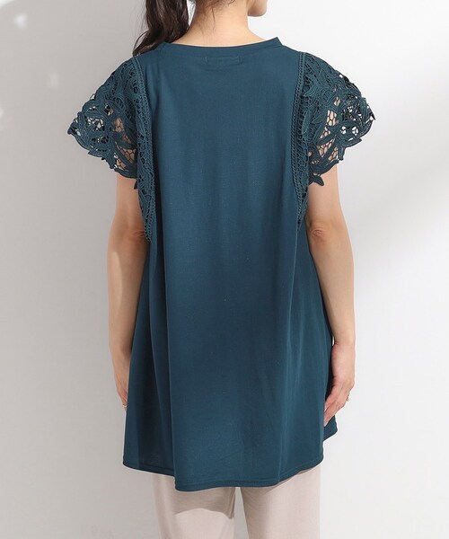 SHOO・LA・RUE(シューラルー)の「【S-LL】上品華やか お袖レースチュニックトップス(チュニック・レディース・チャコールグレー/ブラック/モスグリーン・04/03/02/01)」の19枚目の写真