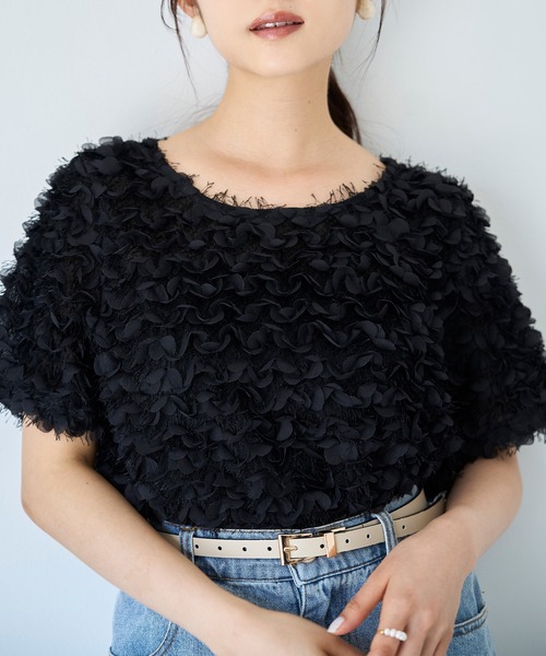 mil（ミル）の「チュールフリル シアークロップドトップス 【588110】（Tシャツ/カットソー・レディース・ブラック/アイボリー・XS/S）」の9枚目の写真
