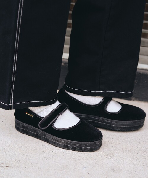 FREAK'S STORE（フリークスストア）の「Alberola/アルベローラ メリージェーンフラットシューズ/ベロアシューズ（モカシン/デッキシューズ・レディース・ブラウン/ブラック・37/36/38）」の4枚目の写真