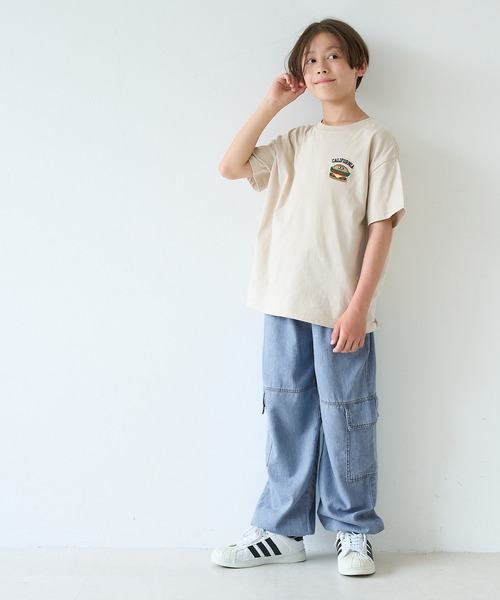 coca(coca)(コカ)の「キッズ ライトデニムカーゴパンツ(デニムパンツ・キッズ・ブラック/ライトブルー・120/130/140/150)」の16枚目の写真