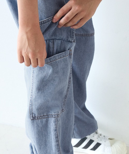 coca(coca)(コカ)の「キッズ ライトデニムカーゴパンツ(デニムパンツ・キッズ・ブラック/ライトブルー・120/130/140/150)」の10枚目の写真