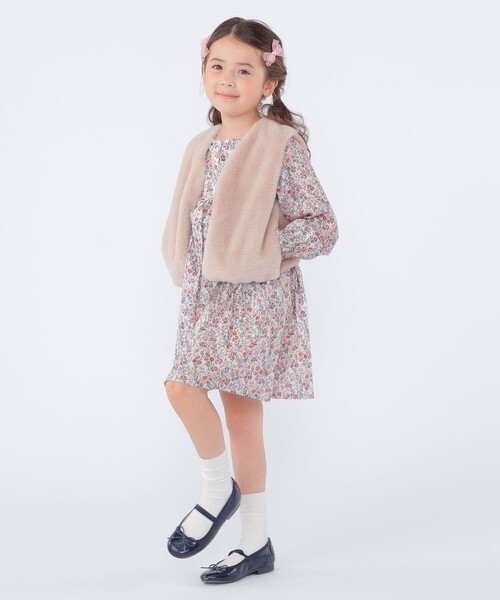 SHIPS（シップス）の「SHIPS KIDS:100～140cm / フェイクファー リバティ ベスト（ベスト・キッズ・ホワイト系その他/ベージュ系その他・MEDIUM/LARGE/SMALL）」の17枚目の写真