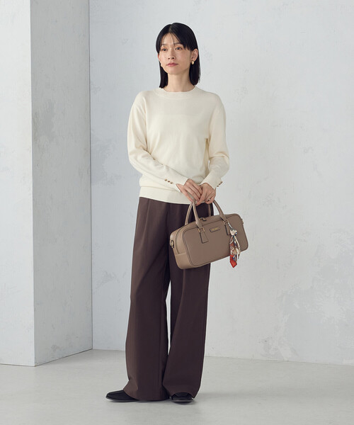 COMME CA ISM（コムサイズム）の「【ウォッシャブル】ベーシック　袖ボタンニット（ニット/セーター・レディース・ホワイト/ベージュ/レッド/ブラック・LARGE/MEDIUM）」の8枚目の写真