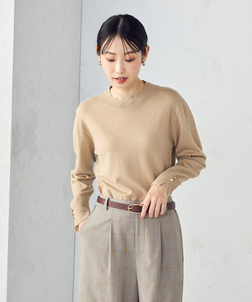 COMME CA ISM（コムサイズム）の「【ウォッシャブル】ベーシック　袖ボタンニット（ニット/セーター・レディース・ホワイト/ベージュ/レッド/ブラック・LARGE/MEDIUM）」の21枚目の写真