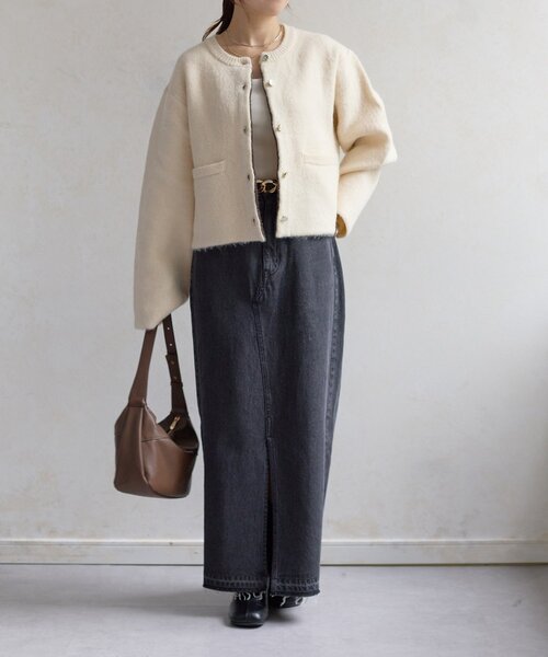 Thevon(ゼボン)の「GOLDボタンニットジャケット(ブルゾン・レディース・アイボリー/グレー/キャメル・FREE)」の11枚目の写真