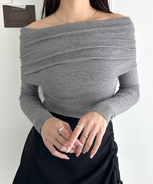 wears(ウェアーズ)の「オフショルニットトップス(ニット/セーター・レディース・アイボリー/ブラック/チャコールグレー/ホワイト/ライトグレー/ベージュ・FREE)」の5枚目の写真