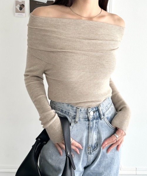 wears(ウェアーズ)の「オフショルニットトップス(ニット/セーター・レディース・アイボリー/ブラック/チャコールグレー/ホワイト/ライトグレー/ベージュ・FREE)」の7枚目の写真