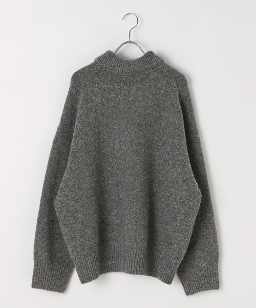 LEPSIM（レプシィム）の「5ゲージ襟レイヤープルオーバー　595637（ニット/セーター・レディース・ライトベージュ/イエロー系その他/チャコールグレー・FREE）」の4枚目の写真