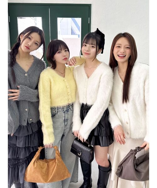 dazzlin（ダズリン）の「ルミナスカラーショートカーディガン（カーディガン/ボレロ・レディース・ピンク/イエロー/チャコールグレー/ブルー/オフホワイト・FREE）」の21枚目の写真