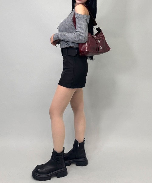 FOLLOWIN（フォロウィン）の「アイレットポイントフェイクレザーショルダーバッグ（ショルダーバッグ・レディース・ホワイト/バーガンディー/ブラウン/ブラック・FREE）」の9枚目の写真