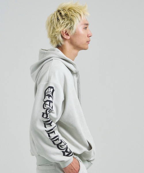 GALLIS ADDICTION（ガリスアディクション）の「GA SUEDE OE刺繍 ZIP-HOODIE（パーカー・メンズ・アイボリー/ブラック・M/L）」の4枚目の写真