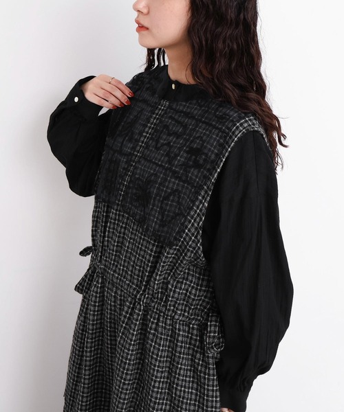 l'atelier du savon（アトリエドサボン）の「_いちごコード刺繍　しかく衿チュニックブラウス（シャツ/ブラウス・レディース・ピンク/ホワイト/ブラック/グレー・FREE）」の22枚目の写真