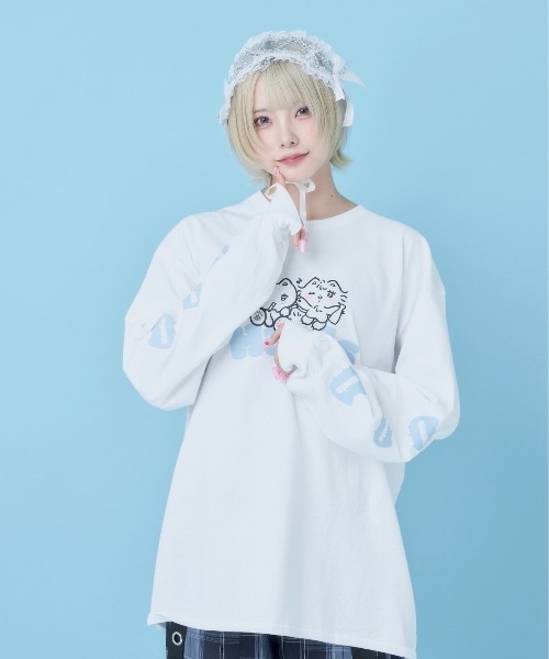 Hauls(ハウルズ)の「双子ちゃんなかよちBIGロンTEE(Tシャツ/カットソー・レディース・ブラック/ホワイト・FREE)」の1枚目の写真