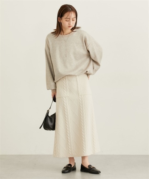 nissen(ニッセン)の「裏起毛ボリューム袖トレーナー(Tシャツ/カットソー・レディース・ライトブルー/ベージュ/チャコールグレー/パープル/ライトベージュ・3L/LL/L/M)」の7枚目の写真