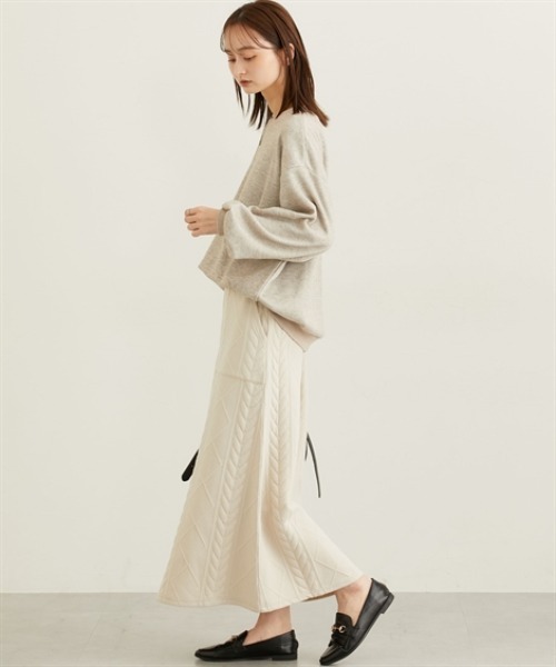 nissen(ニッセン)の「裏起毛ボリューム袖トレーナー(Tシャツ/カットソー・レディース・ライトブルー/ベージュ/チャコールグレー/パープル/ライトベージュ・3L/LL/L/M)」の8枚目の写真