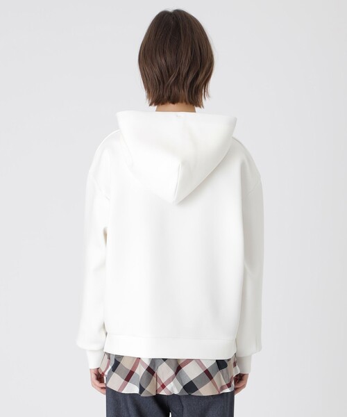 BLUE LABEL CRESTBRIDGE（ブルーレーベルクレストブリッジ）の「【一部店舗限定】レイヤードパーカー（パーカー・レディース・ブラック/オフホワイト/ネイビー・38）」の6枚目の写真