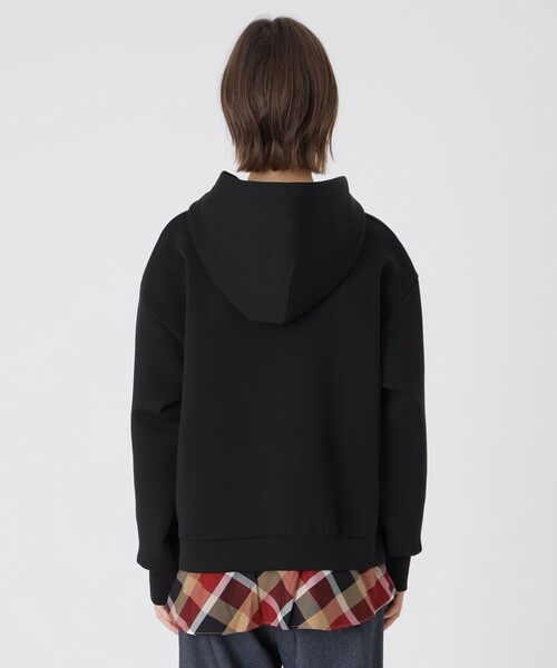 BLUE LABEL CRESTBRIDGE（ブルーレーベルクレストブリッジ）の「【一部店舗限定】レイヤードパーカー（パーカー・レディース・ブラック/オフホワイト/ネイビー・38）」の11枚目の写真