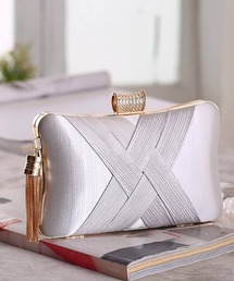 Forcement（フォースメント）の「ビーズタッセル付きクラッチバッグ ミニショルダー（ショルダーバッグ）」