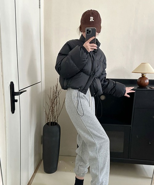 LAFFMO（ラフモ）の「スタンドカラー中綿ショートジャケット（ダウンジャケット/コート・レディース・ホワイト/ピンク/ライトパープル/ライトイエロー/ブラック/ライトブルー・S/M/L/XL）」の10枚目の写真