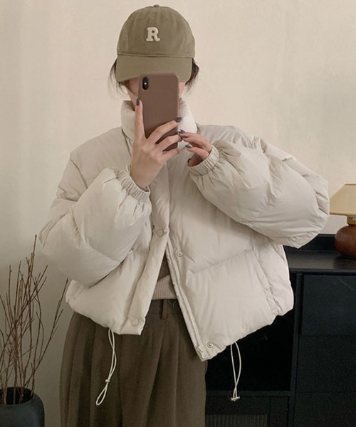 LAFFMO（ラフモ）の「スタンドカラー中綿ショートジャケット（ダウンジャケット/コート・レディース・ホワイト/ピンク/ライトパープル/ライトイエロー/ブラック/ライトブルー・S/M/L/XL）」の7枚目の写真