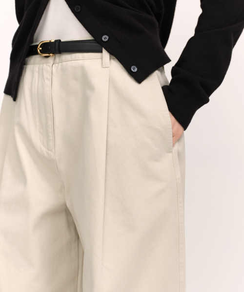 MUSINSA STANDARD WOMAN（ムシンサスタンダードウーマン）の「ウィメンズディープタックエクストラワイドチノパンツ[クリーム]（その他パンツ・レディース・その他・28/30/24/26）」の9枚目の写真