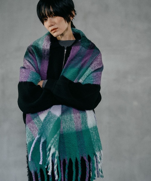 LEPSIM（レプシィム）の「チェック太フリンジストール　587981（ストール/ショール・レディース・グレー系その他/パープル系その他/オレンジ系その他・ONE SIZE）」の2枚目の写真