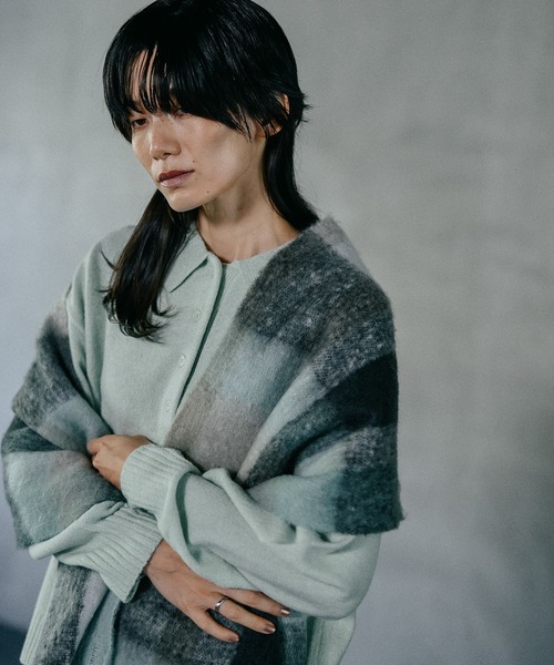 LEPSIM（レプシィム）の「チェック太フリンジストール　587981（ストール/ショール・レディース・グレー系その他/パープル系その他/オレンジ系その他・ONE SIZE）」の9枚目の写真