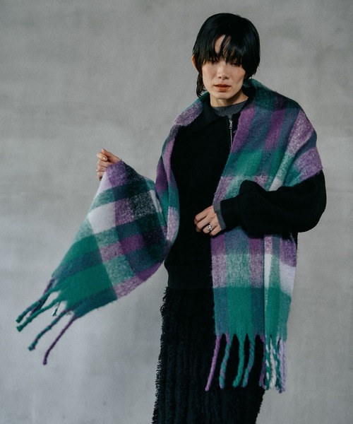 LEPSIM（レプシィム）の「チェック太フリンジストール　587981（ストール/ショール・レディース・グレー系その他/パープル系その他/オレンジ系その他・ONE SIZE）」の11枚目の写真