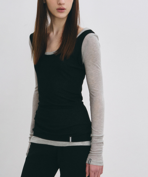 NICK&NICOLE(ニックアンドニコール)の「NICOLE MINIMAL LABEL SCOOP LS TOP_GRAY(Tシャツ/カットソー・レディース・その他・FREE)」の2枚目の写真