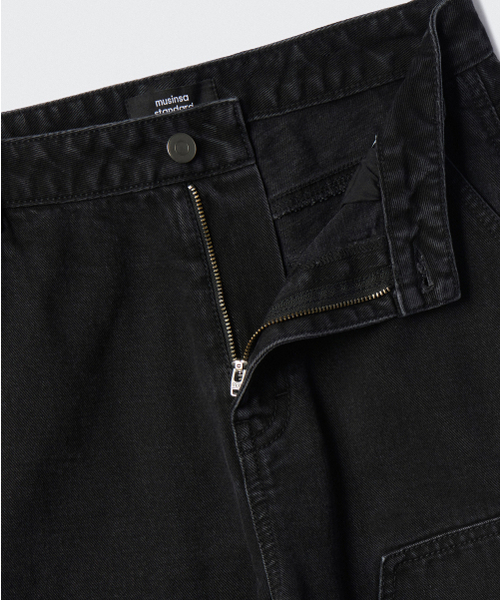 MUSINSA STANDARD WOMAN（ムシンサスタンダードウーマン）の「ウィメンズデニムダブルニーカーペンターパンツ[ウォッシュドブラック]（デニムパンツ・レディース・その他・30/24/25/26/27/28/29）」の3枚目の写真